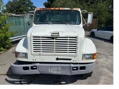 1993 International 4700 Flatbed Truck, VIN # 1HTSCPHM0PH515045 - Image 5