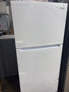 18.1 cu. ft. Top Freezer Refrigerator with Adjustable Glass Shelving in White, Garage Ready - Image 6
