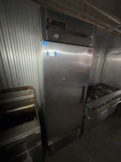 True T-23 Single Door Commercial Refrigerator - Image 2