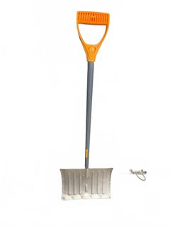 True Temper Snow Shovel with Metal Blade - Image 1