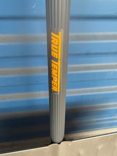True Temper Snow Shovel with Metal Blade - Image 4
