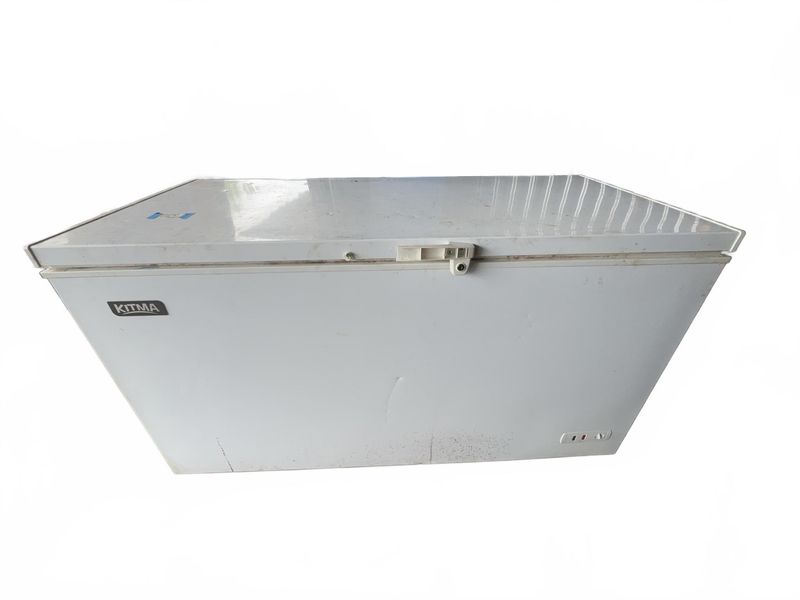 KITMA KWF9016 Solid Top Chest Freezer - Image 1