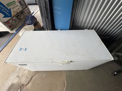 KITMA KWF9016 Solid Top Chest Freezer - Image 4