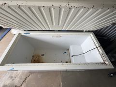 KITMA KWF9016 Solid Top Chest Freezer - Image 5