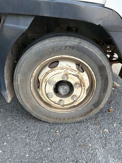 2003 Chevy WT5500 Diesel Box Truck - Image 13