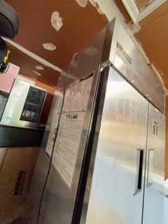  2-Door Commercial Refrigerator - Image 4