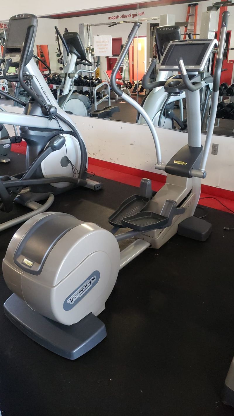 High End Fitness Equipment Auction Fredericksburg, VA