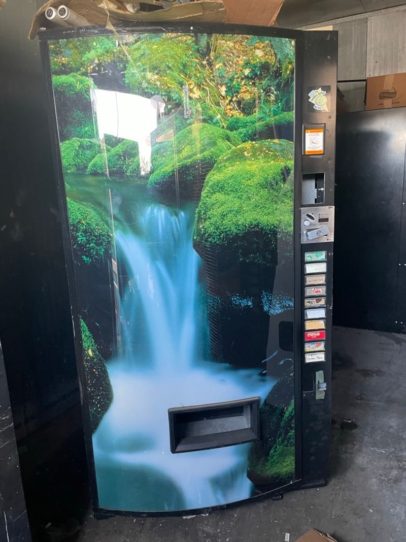 Beverage And Snack Vending Machine Auction Upper Marlboro, MD