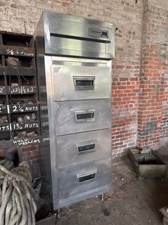 Refrigerated fish file - Image 1