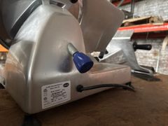 12� electric manual gravity feed slicer - Image 3