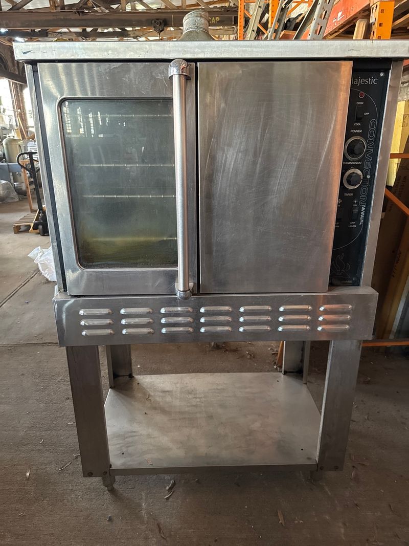 Electric full size convection oven - Image 1