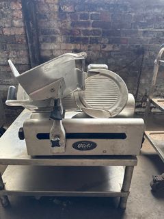 12� manual slicer  - Image 1