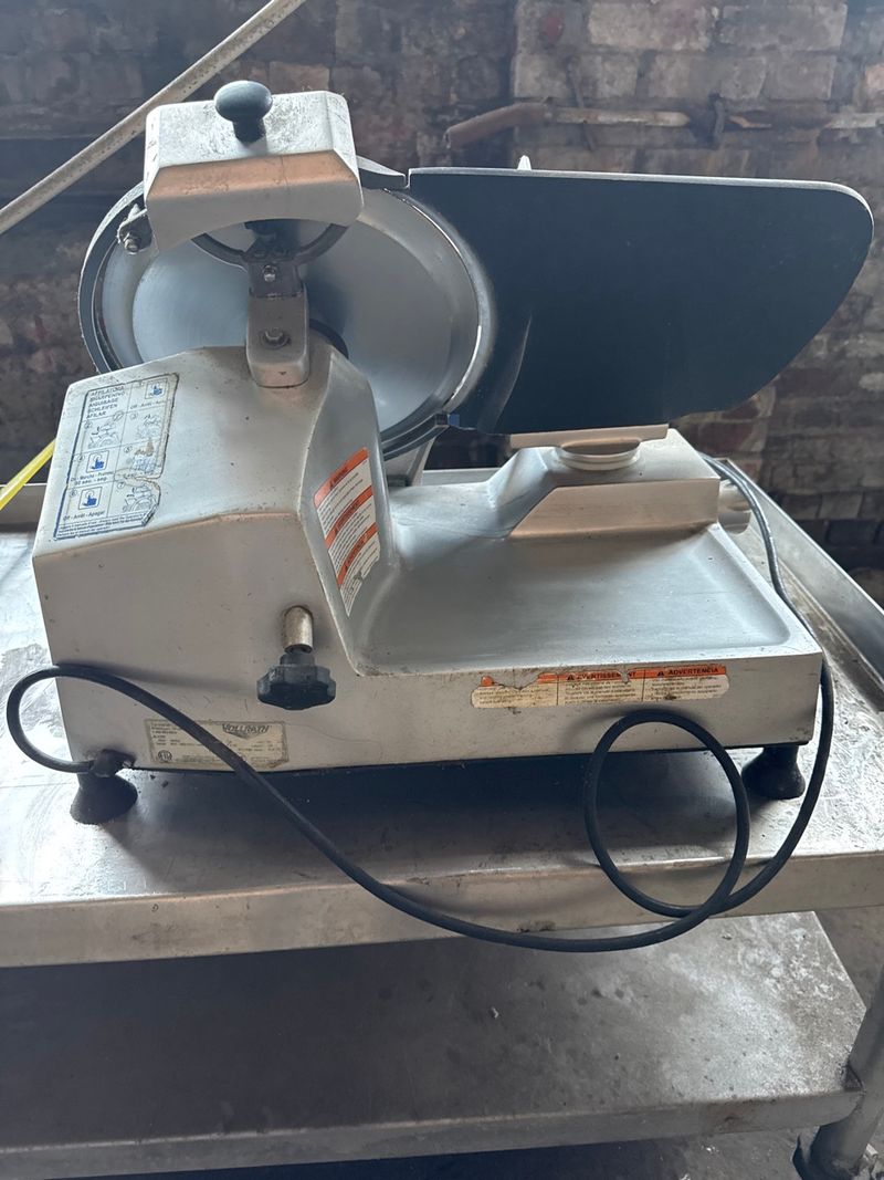 12� automatic meat slicer - Image 1
