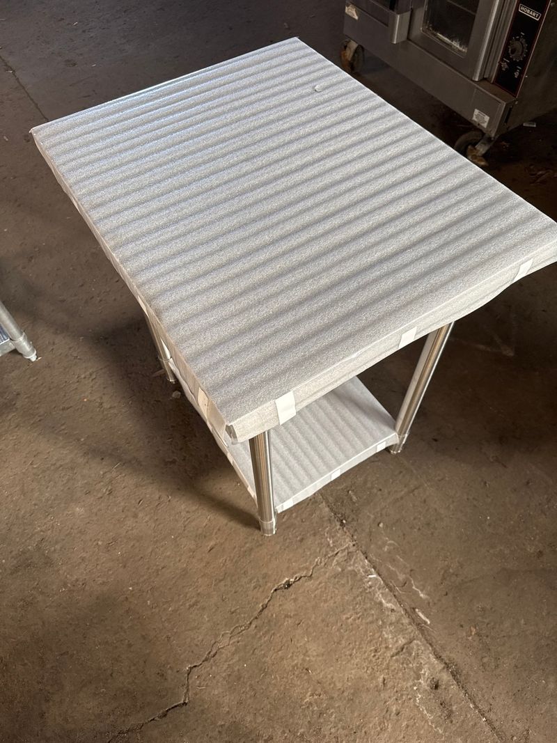 Stainless work table - Image 1