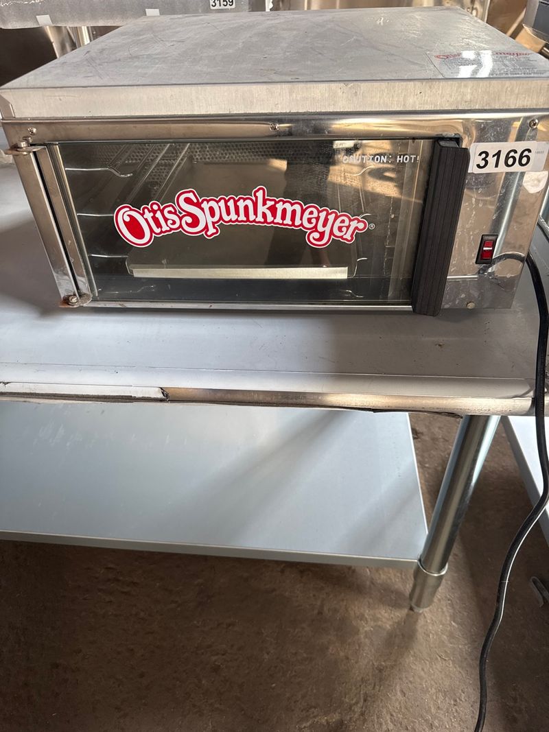 Countertop convection oven - Image 1