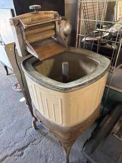 Vintage washing machine - Image 1