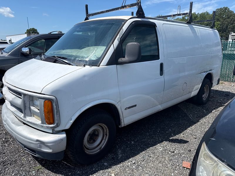 2001 Chevrolet 1500 Van