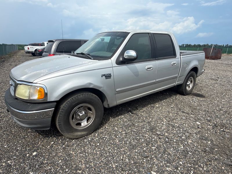 2002 Ford F-150 Truck
