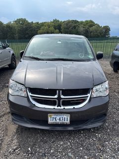 2016 Dodge Grand Caravan - Image 2