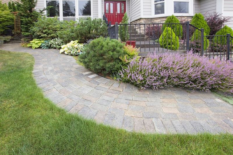 M30553  Landscaping Hardscape Contractor Inventory Equipment Auction Chantilly, VA 20152 banner