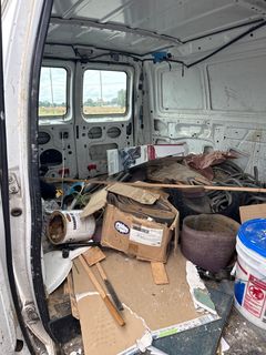 2010 Ford Econoline Van  - Image 16
