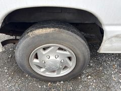 2010 Ford Econoline Van  - Image 19