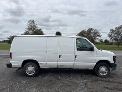 2010 Ford Econoline Van  - Image 3