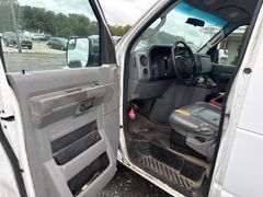 2010 Ford Econoline Van  - Image 5