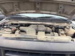 2010 Ford Econoline Van  - Image 6