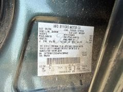 2004 Ford F150 Lariat  - Image 25