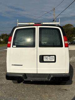 2013 Chevrolet Express G250 Work Van  - Image 4