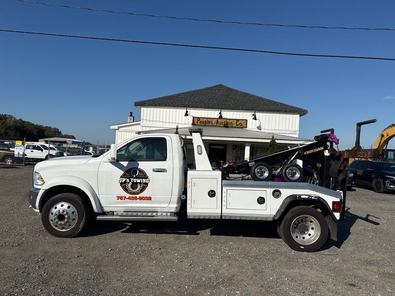 2016 Dodge Ram 5500 Diesel Tow Truck - Image 1