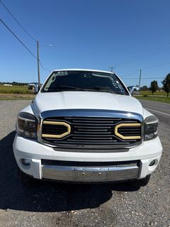 2007 Dodge Ram 4x4,,Extended Cab - Image 2