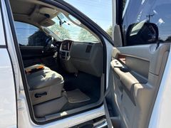 2007 Dodge Ram 4x4,,Extended Cab - Image 14