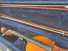 Acoustic Violin with Giuliani and H. Luger Bows in Hard Case - Image 11