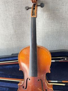 Acoustic Violin with Giuliani and H. Luger Bows in Hard Case - Image 12