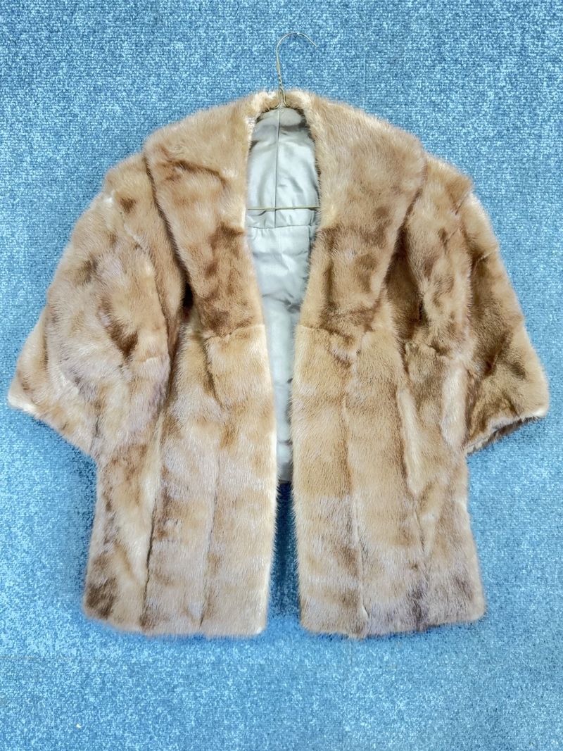 Blonde Mink Fur Stole Shawl Capelet Evening Wrap - Image 1