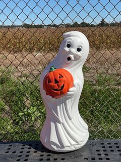 Halloween Ghost Blow Mold - Image 1