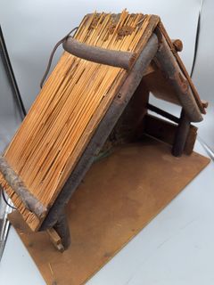 Wooden Nativity Stable With Thatched Roof - Image 2