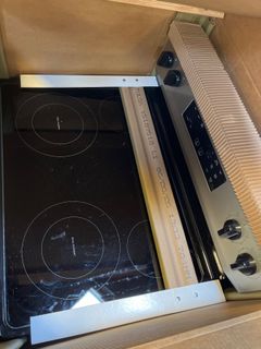 4-Burner 5.3-cu ft Freestanding Electric Range - Image 6
