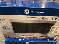 1.6 Cu. Ft. Microwave Oven - Image 5