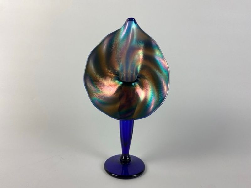 Jack-in-the-Pulpit Art Glass Vase