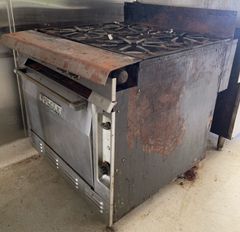 Vulcan Gas Range Oven - Image 1