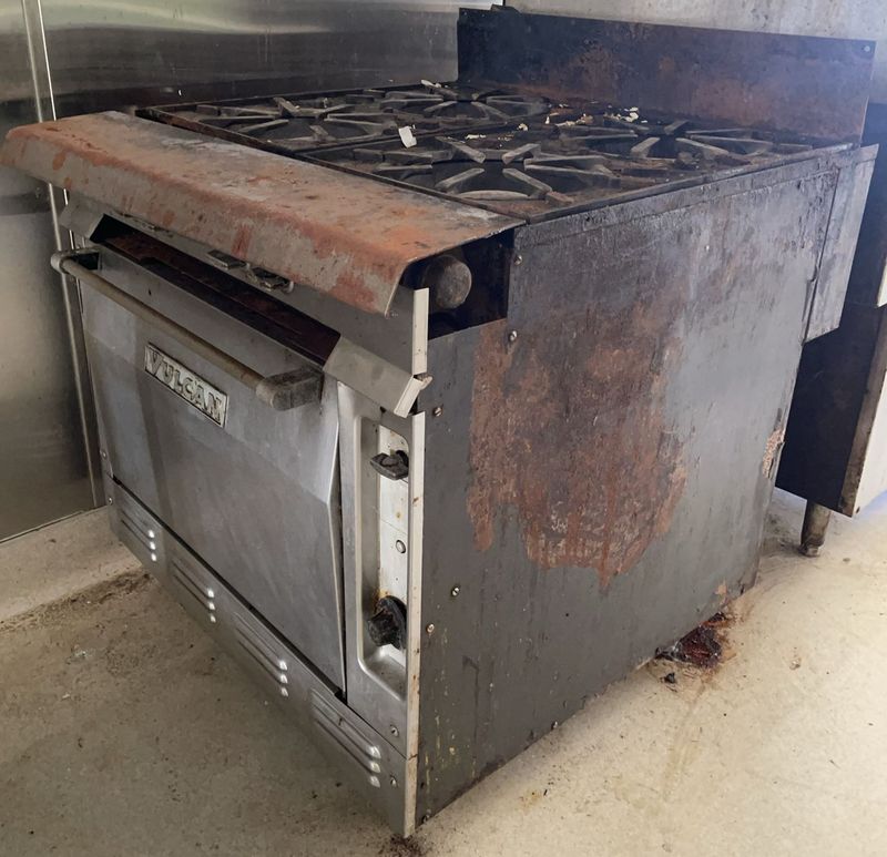 Vulcan Gas Range Oven - Image 1