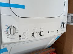 GE Laundry Center Set - Image 4