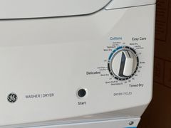 GE Laundry Center Set - Image 8