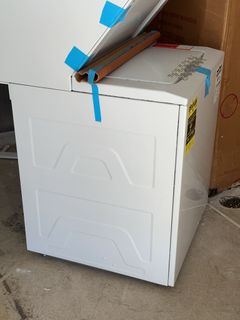 GE Laundry Center Set - Image 12
