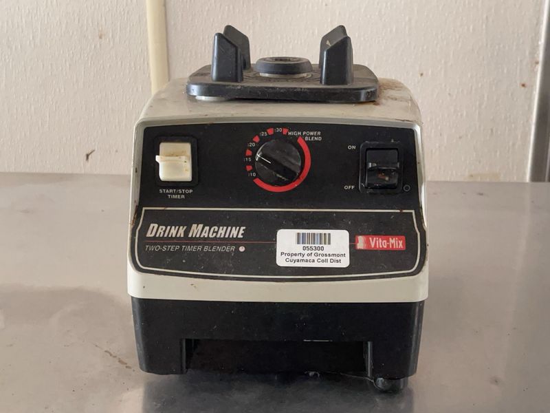 Vita-Mix Drink Machine - Image 1