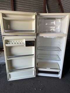 Whirlpool Fridge - Image 4