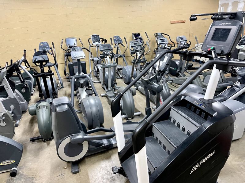 M30816 Fitness Cardio Gym Equipment Auction Sterling, VA banner